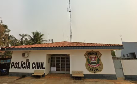Homem tem as mãos amputadas após ser atacado por trio armado com facão que invadiu a casa dele no interior de SP