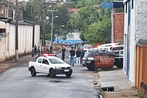 Mulher morre após queda de motocicleta em avenida de Fernandópolis